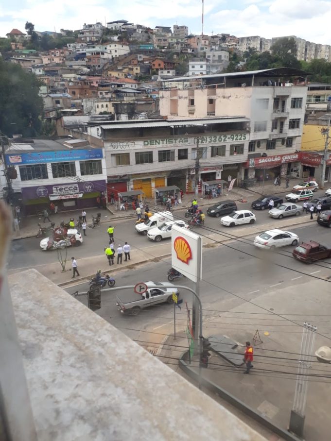 PREFEITURA DE BARBACENA FECHA CENTRO DA CIDADE E AUTUA LOJAS REABERTAS