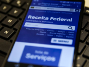 RECEITA ADIA O PRAZO DE ENTREGA DA DECLARAÇÃO DE IMPOSTO DE RENDA