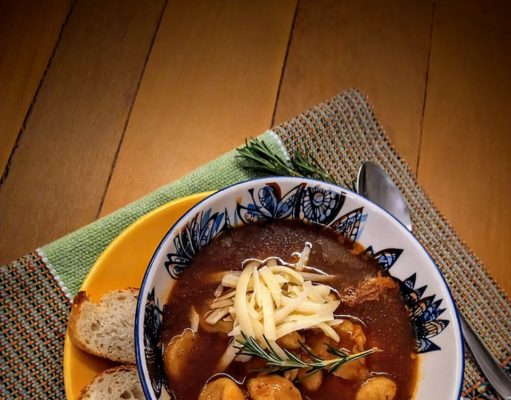 RECEITA DO CHEF: SOPA DE PINGO PARA AQUECER CORPO E ALMA